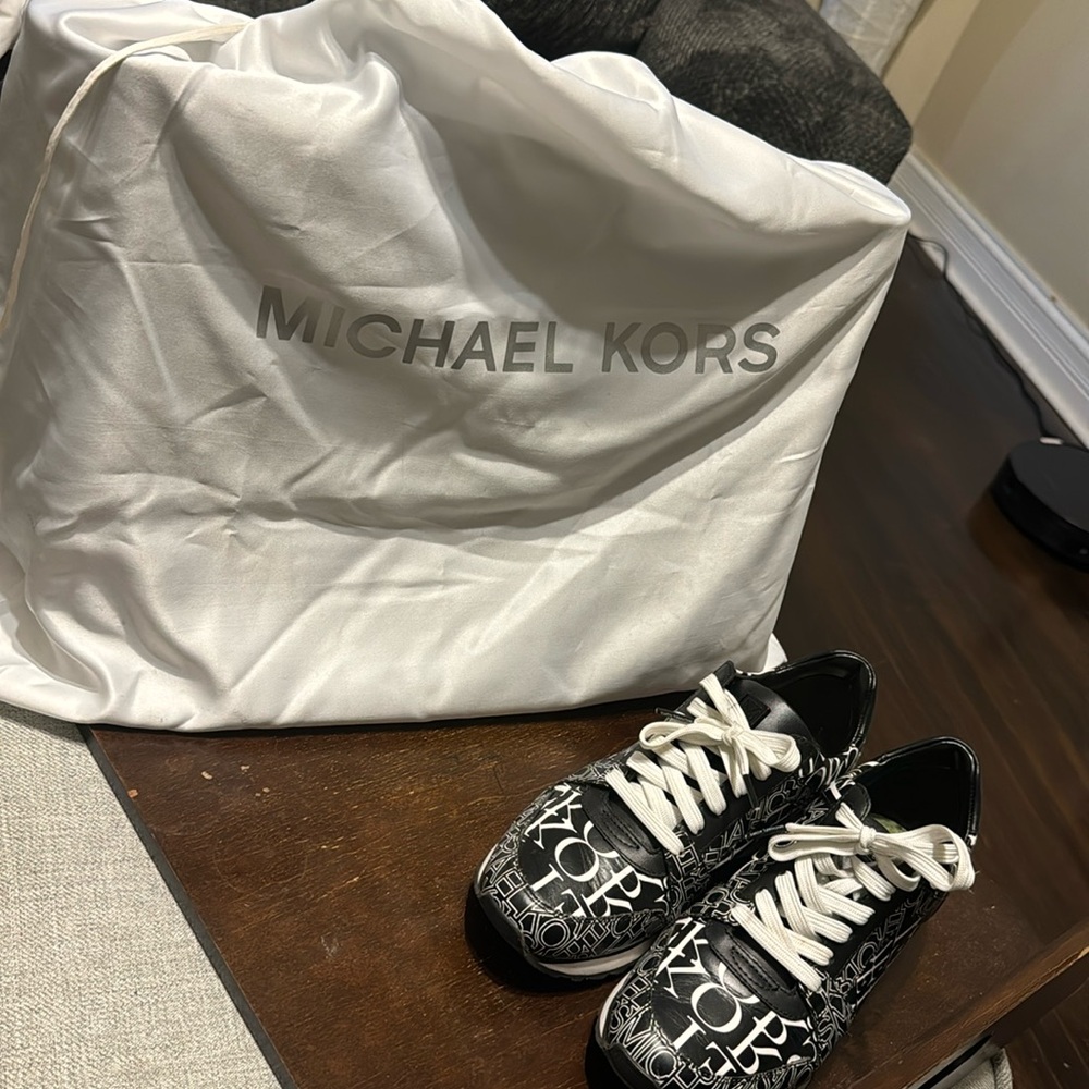 Michael Kors set